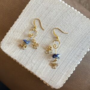 203 earring bag - Elegant Gold and Blue Dangle Earrings